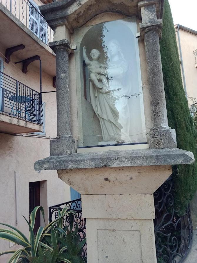 Cadre De Reve Mais Vous Faites Le Menage- Very Good Prices But You Have To Clea-N Th-E Flat Cannes Exterior photo